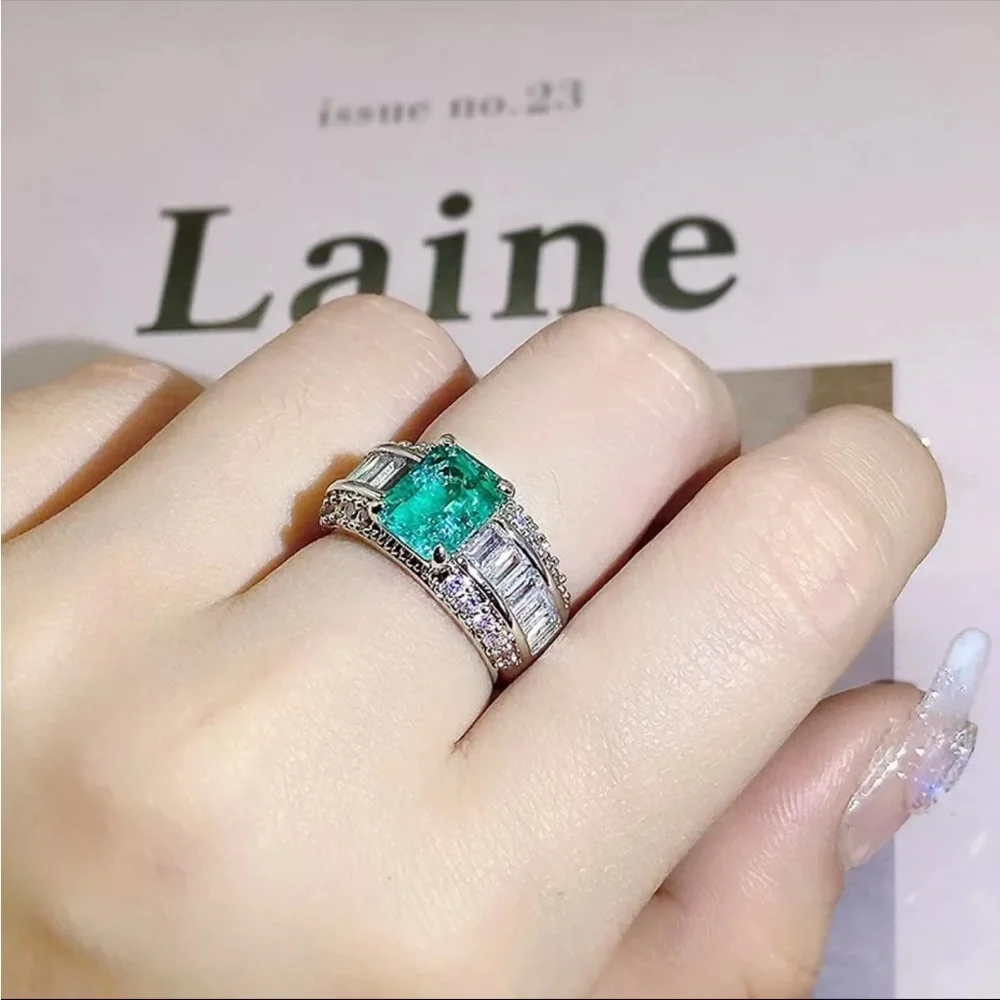 New 925 Silver Princess  Ladies Wedding Party Zircon Ring - Picture 2 of 5